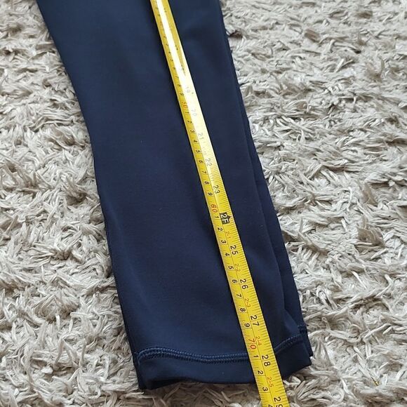 ATHLETA Navy Blue Capri leggings High Waisted Size XS - Picture 8 of 10